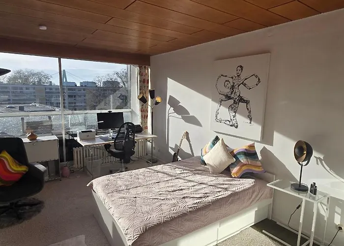 Penthouse Deutz Lanxess Arena Messe Heumarkt *